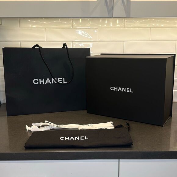 シャネル　箱 CHANEL シャネル ジュエリーケース ボックス マトラッセ ココ